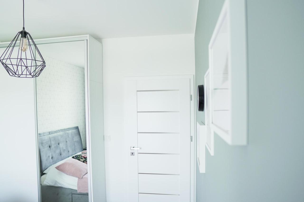 Vizzit Us Premium Apartments Varsovia Exterior foto