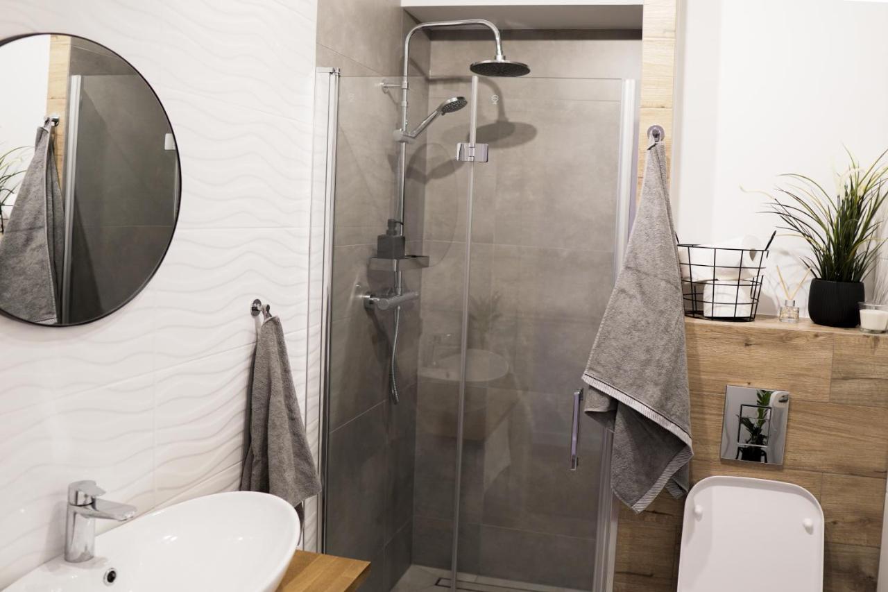 Vizzit Us Premium Apartments Varsovia Exterior foto