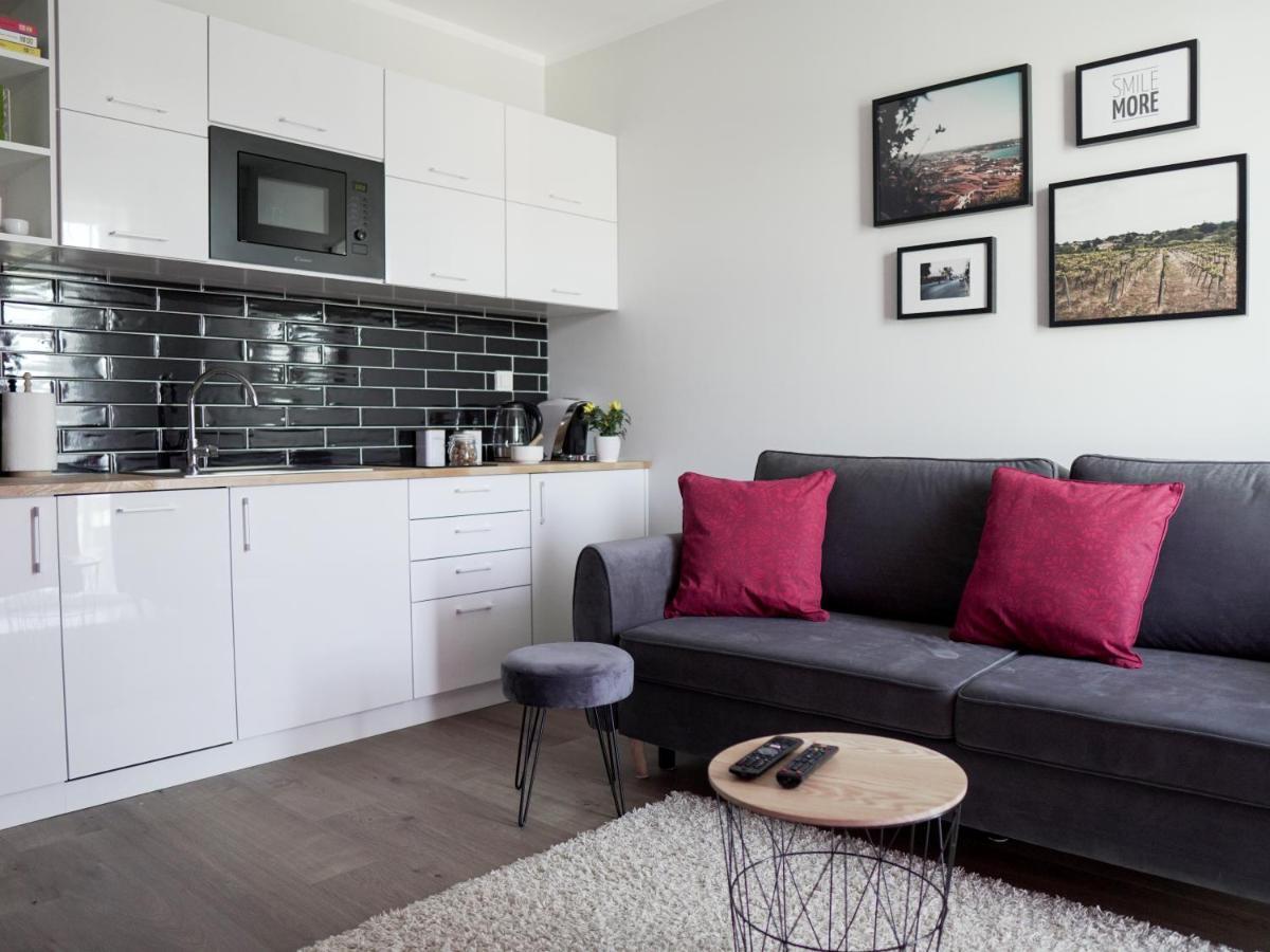 Vizzit Us Premium Apartments Varsovia Exterior foto