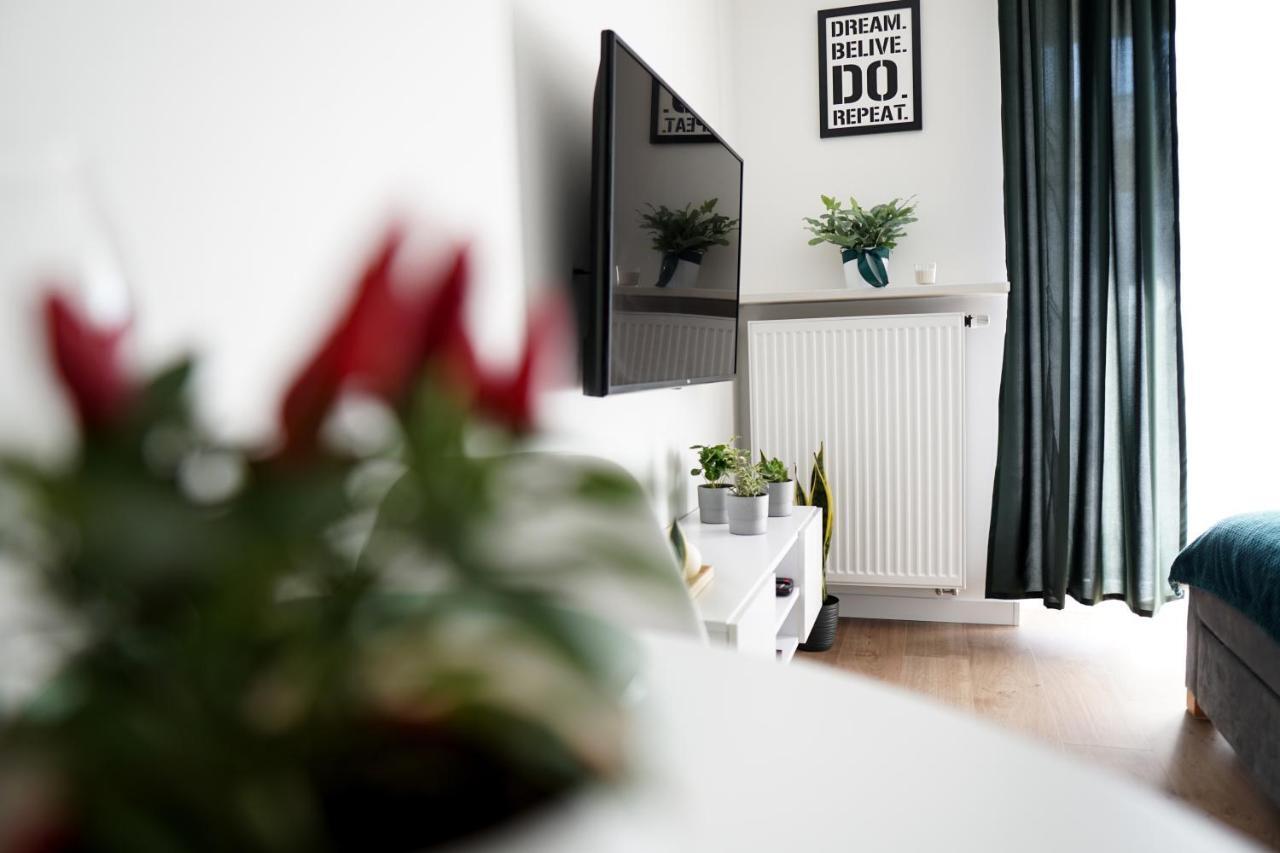 Vizzit Us Premium Apartments Varsovia Exterior foto
